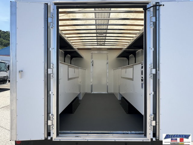 New 2027 Ford E-350 Cutaway - photo 11