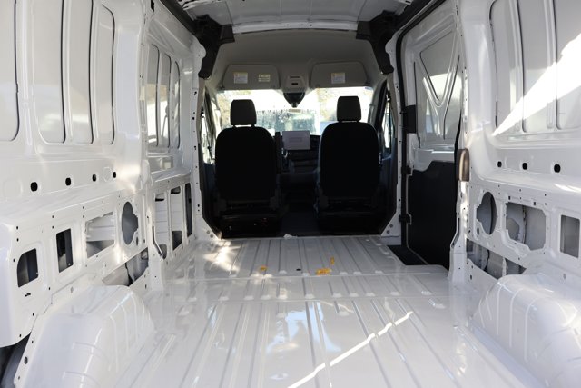 New 2026 Ford Transit 250 Medium Roof Empty Cargo Van - photo 4
