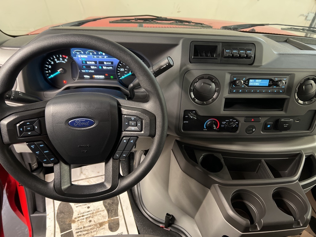 New 2026 Ford E-350 Cutaway - photo 17