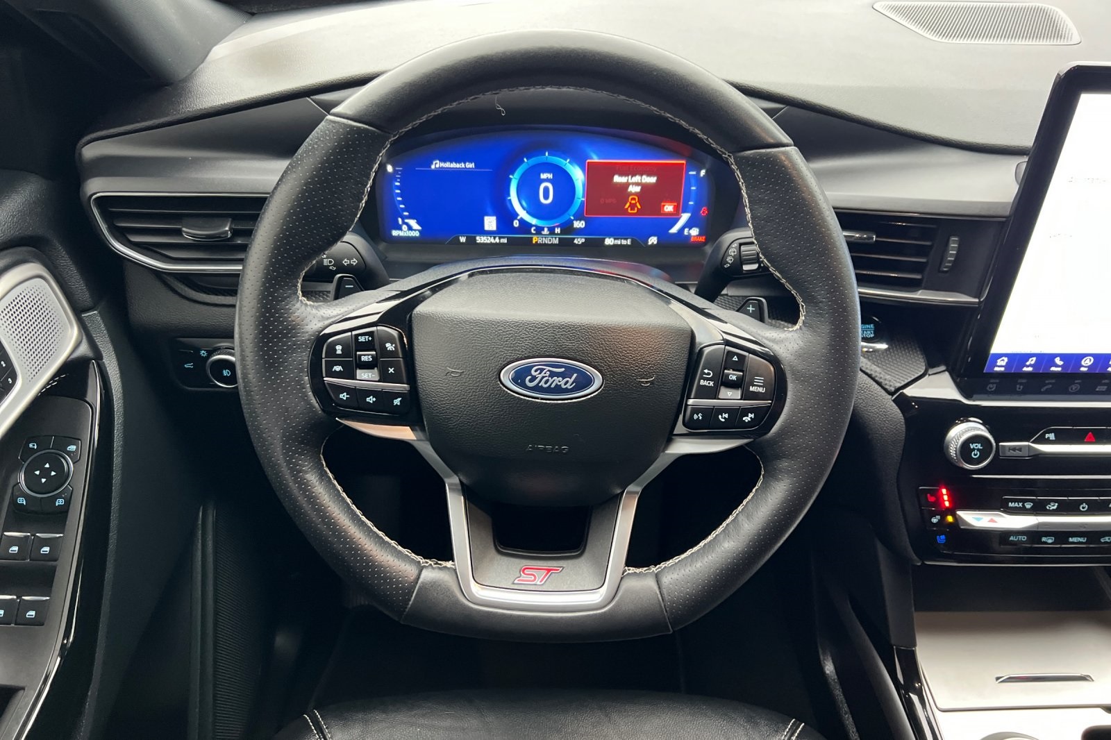 Used 2024 Ford Explorer - photo 1