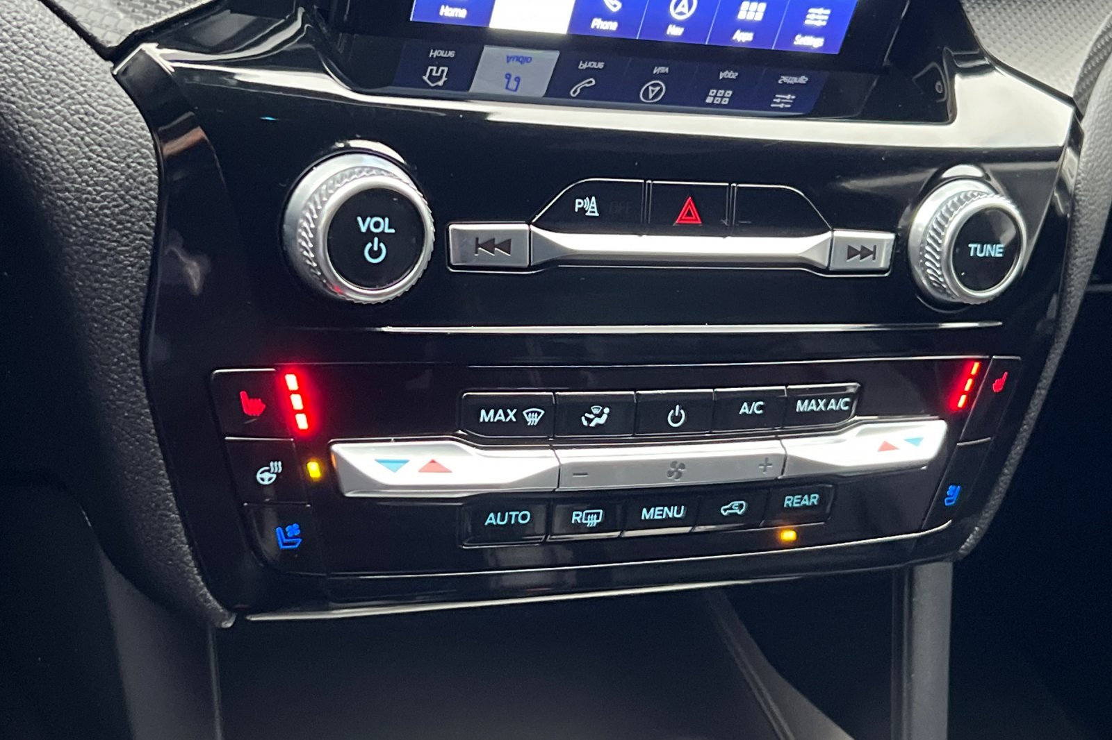 Used 2024 Ford Explorer ST - photo 9