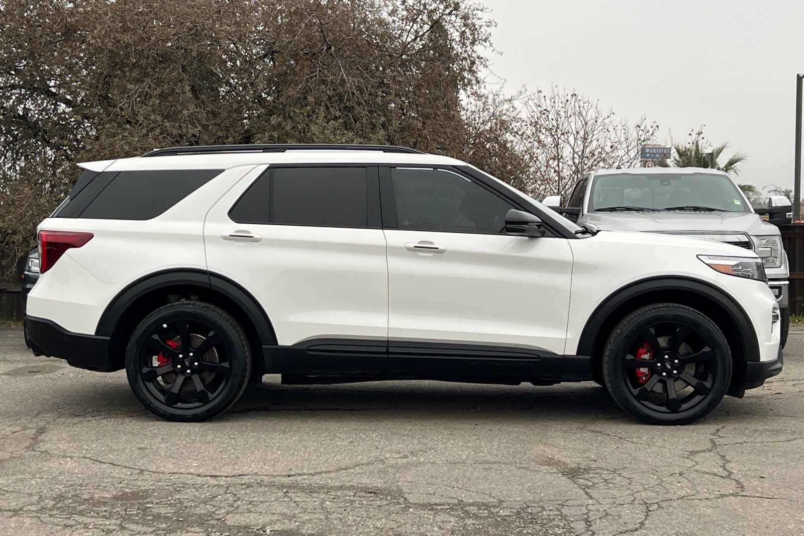 Used 2024 Ford Explorer ST - photo 19