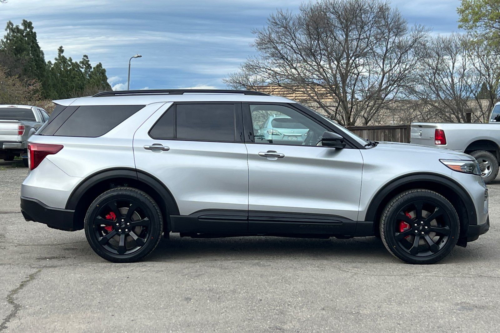 Used 2022 Ford Explorer ST - photo 22