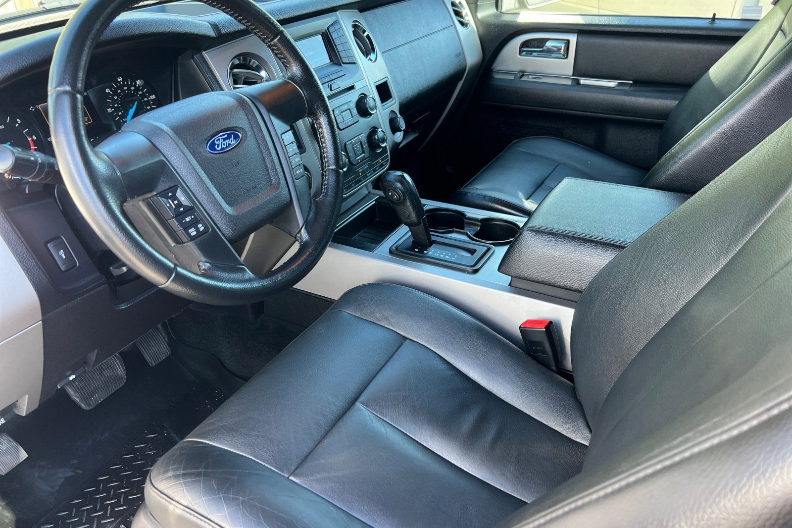 Used 2017 Ford Expedition XLT - photo 26