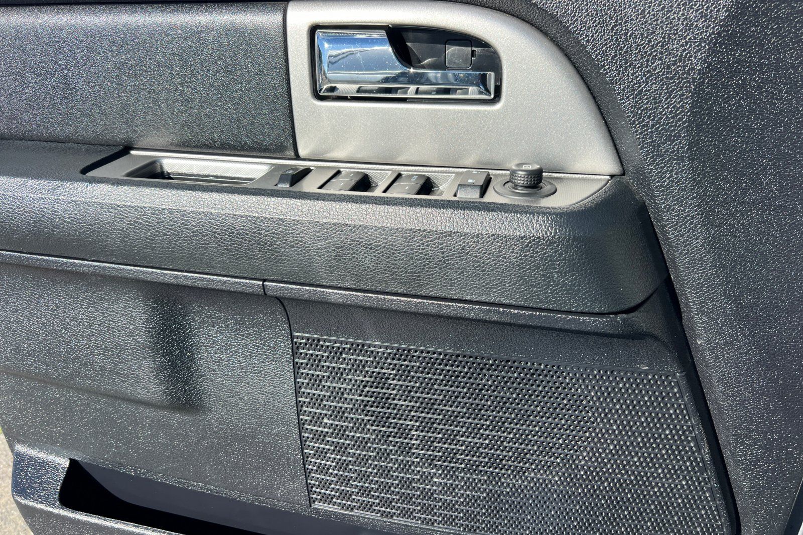 Used 2017 Ford Expedition XLT - photo 27