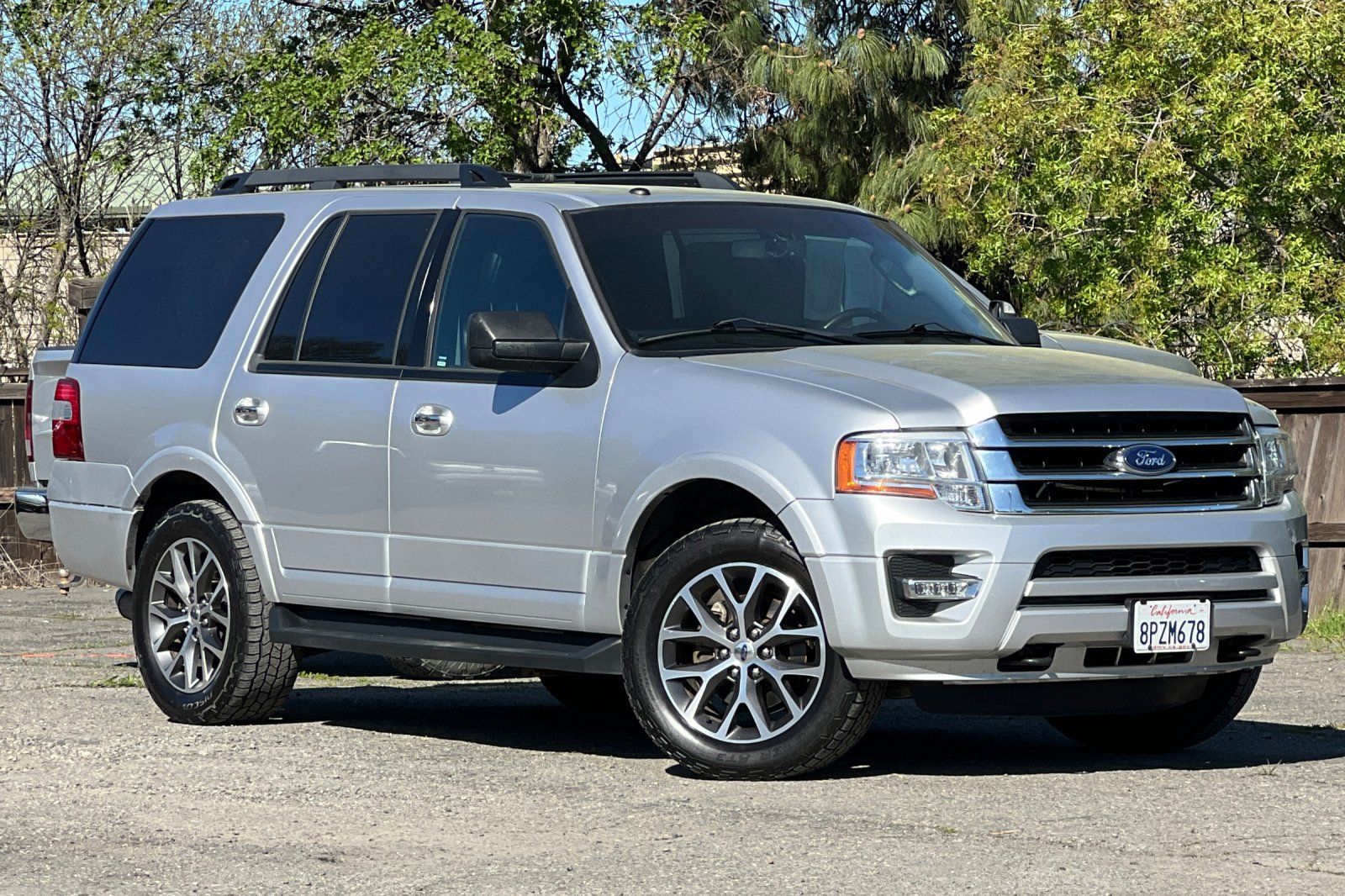 Used 2017 Ford Expedition XLT - photo 17