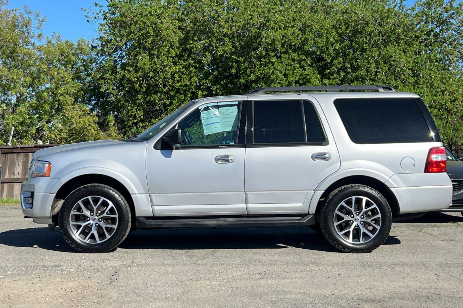 Used 2017 Ford Expedition XLT - photo 22