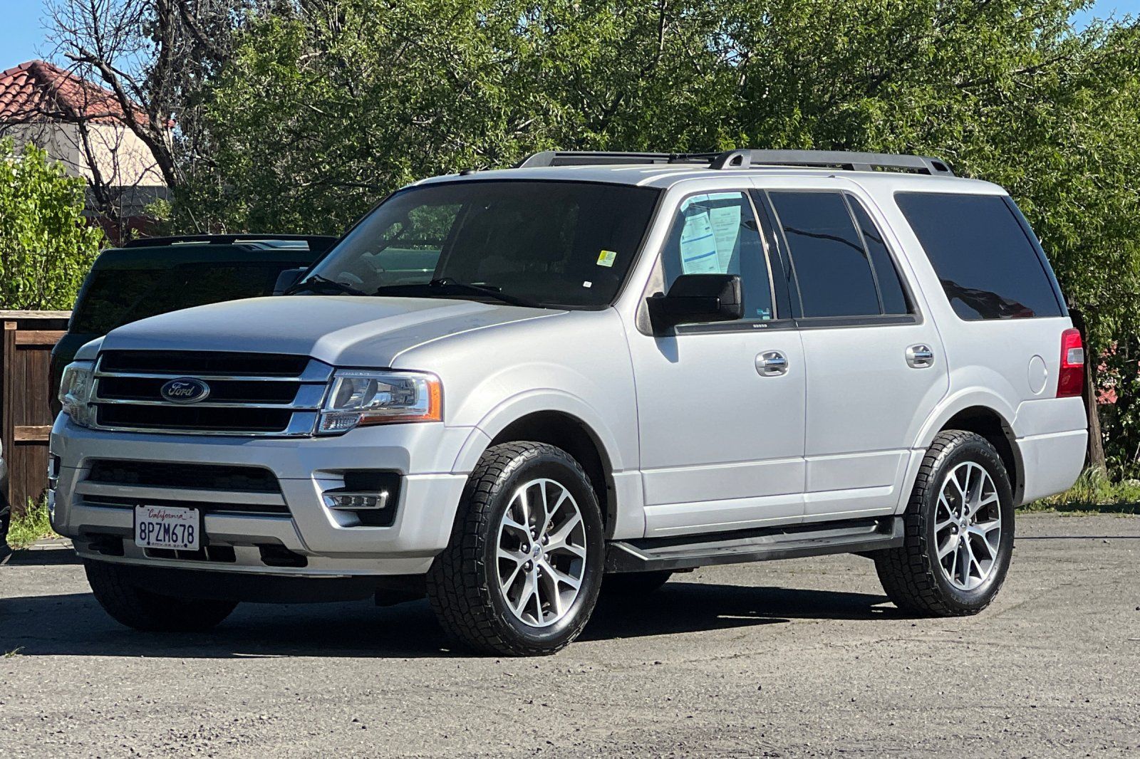 Used 2017 Ford Expedition XLT - photo 23