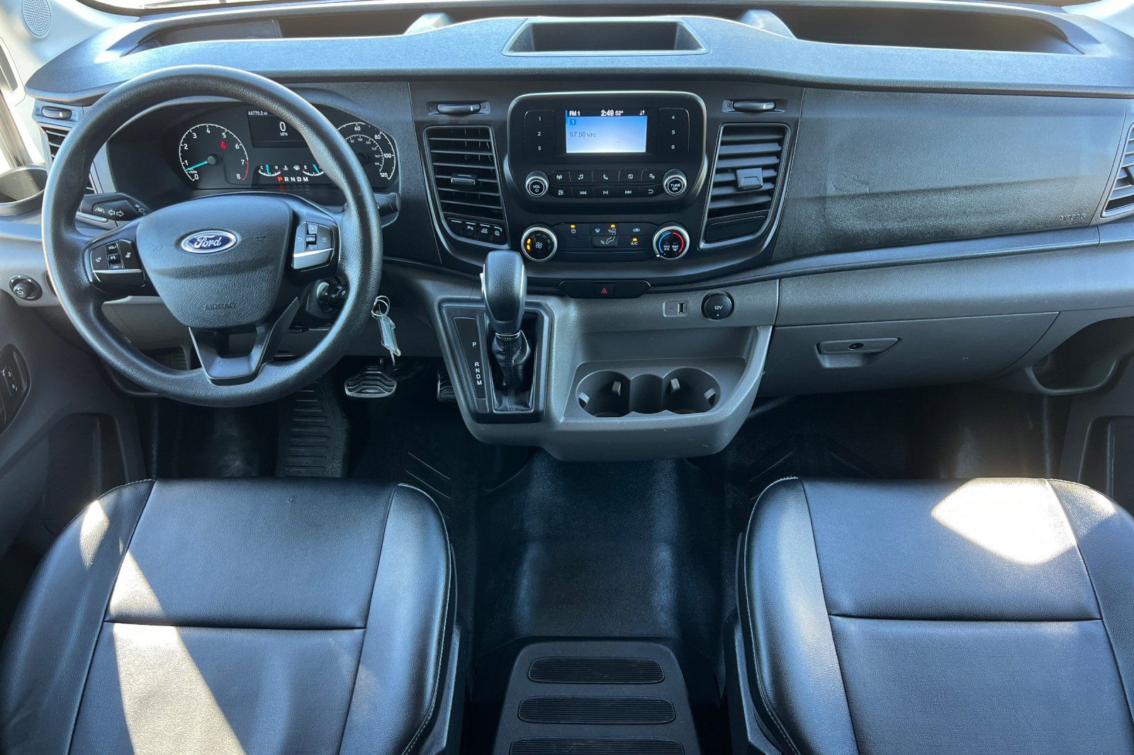 Used 2023 Ford Transit 250 - photo 1
