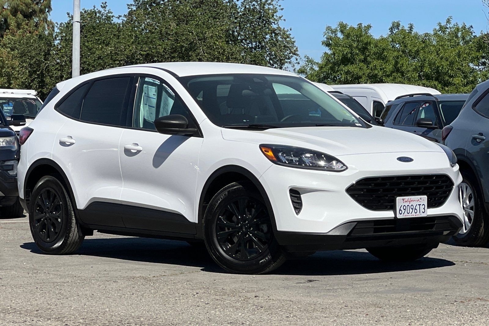 Used 2022 Ford Escape SE - photo 18