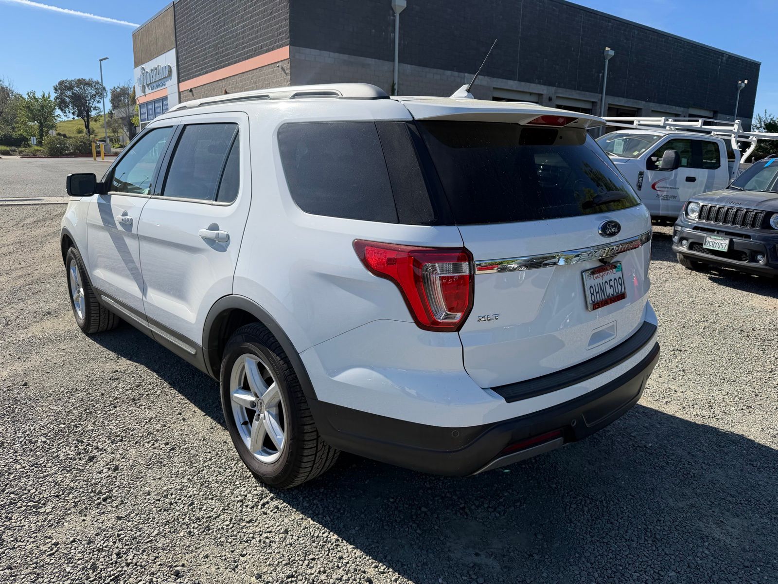 Used 2019 Ford Explorer XLT - photo 3