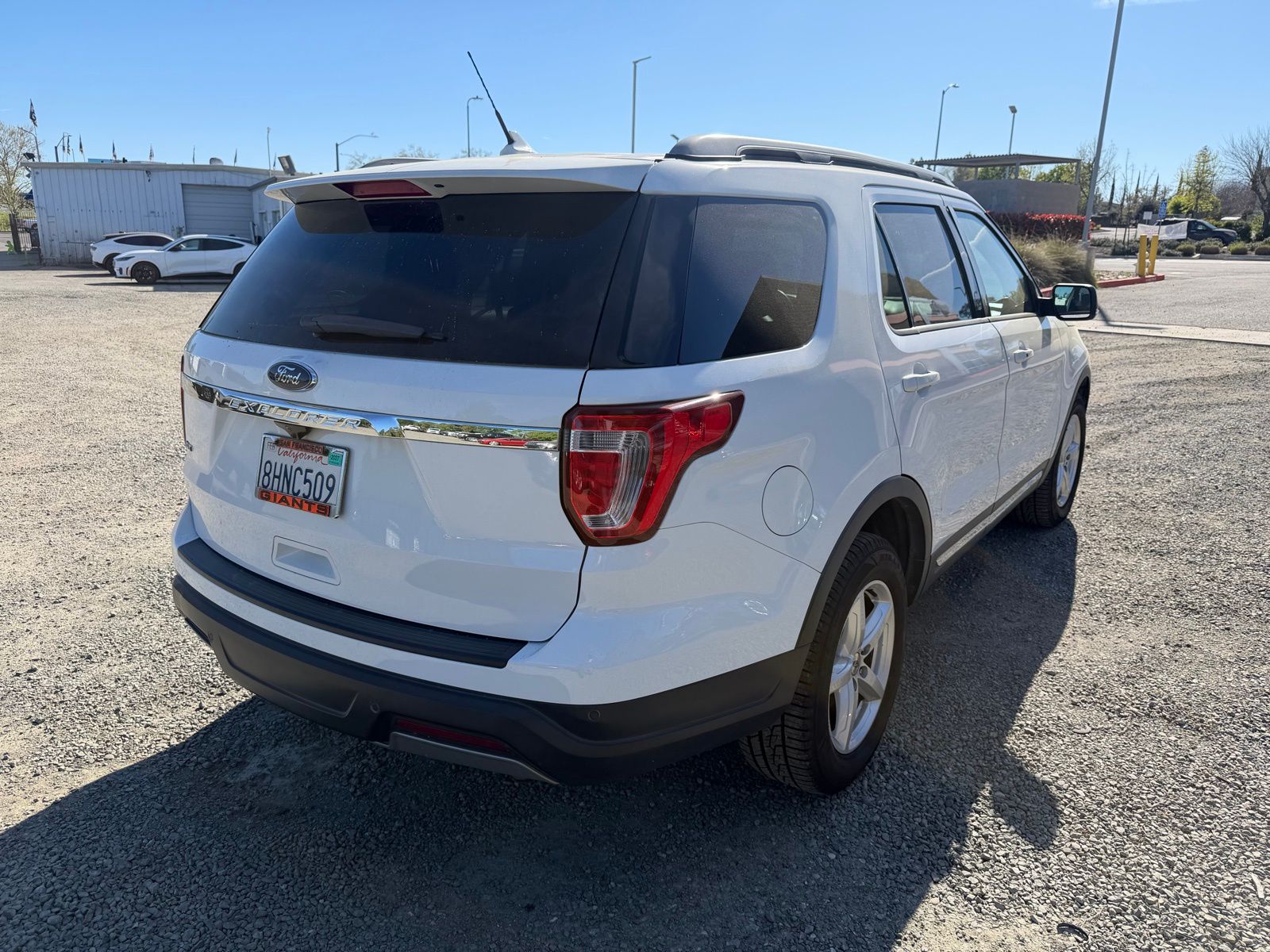 Used 2019 Ford Explorer XLT - photo 5