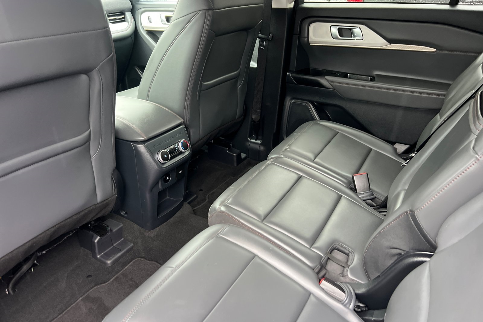 Used 2025 Ford Explorer ACTIV - photo 17