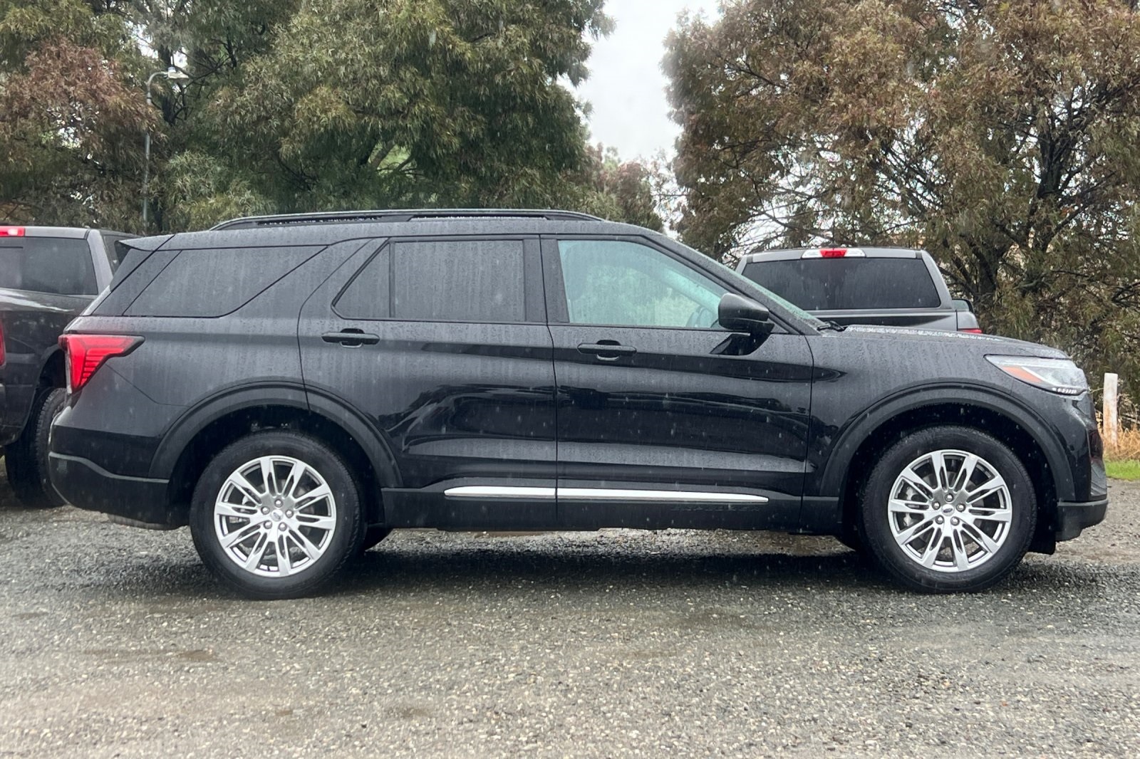 Used 2025 Ford Explorer ACTIV - photo 8