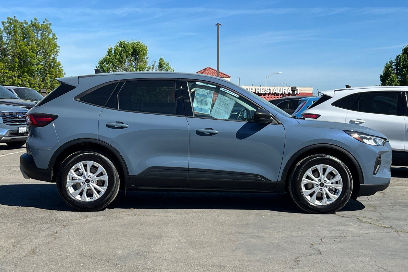 Used 2025 Ford Escape ACTIV - photo 4