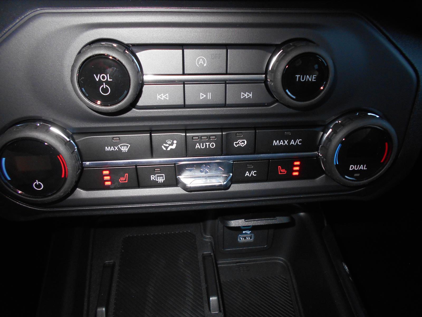 New 2025 Ford Bronco Big Bend - photo 15