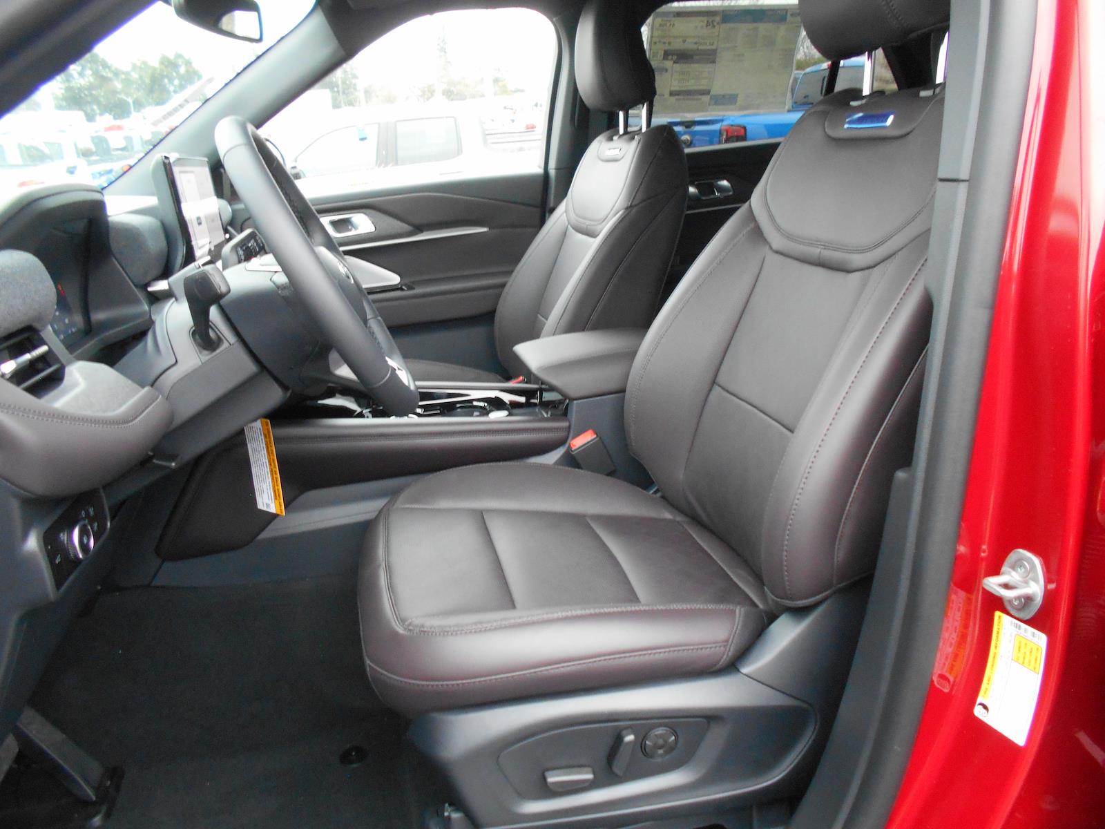 New 2026 Ford Explorer Platinum - photo 5