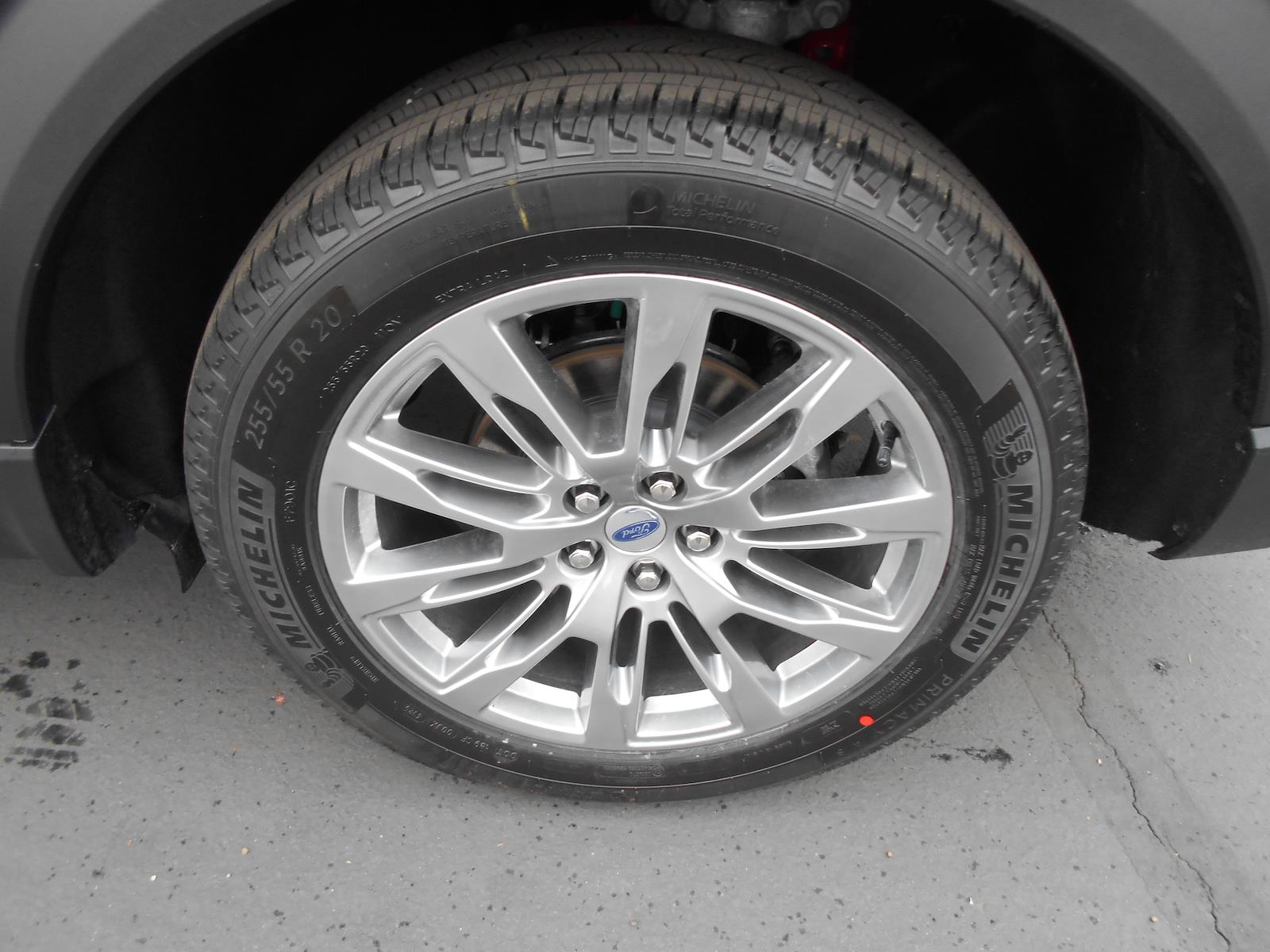 New 2026 Ford Explorer Platinum - photo 15