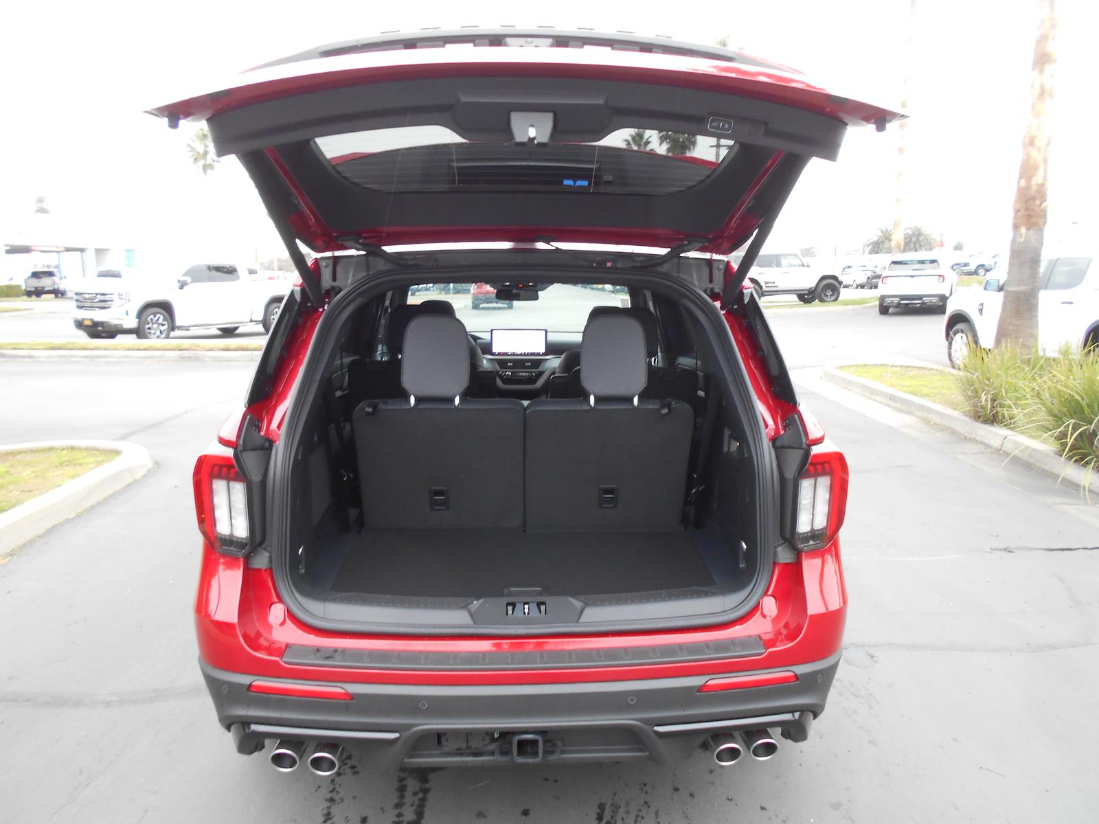 New 2026 Ford Explorer - photo 1