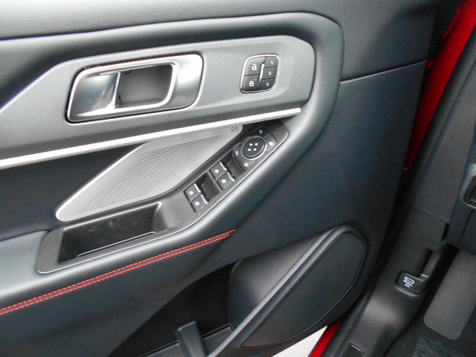New 2026 Ford Explorer ST - photo 9