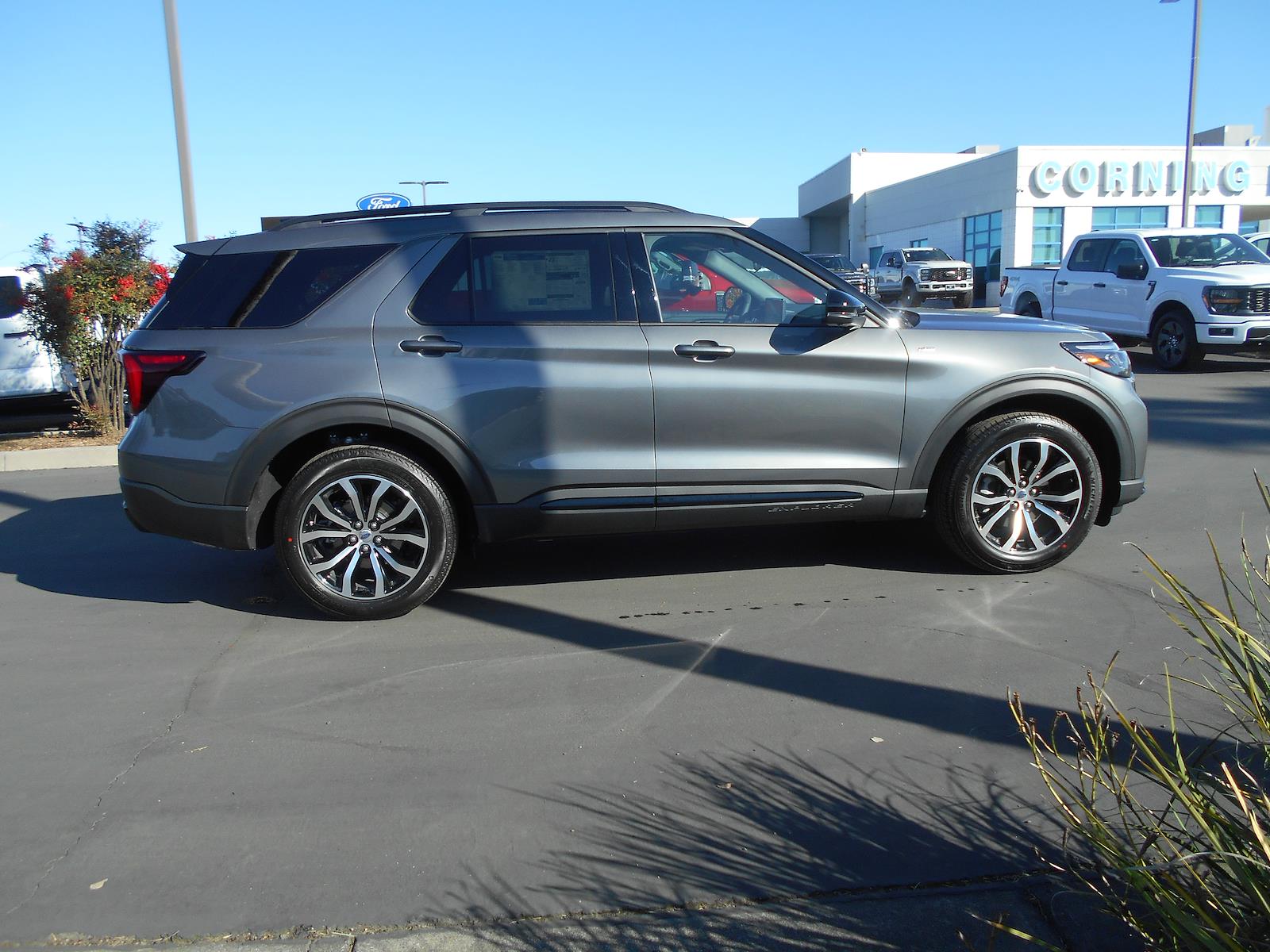 New 2026 Ford Explorer ST-Line - photo 26