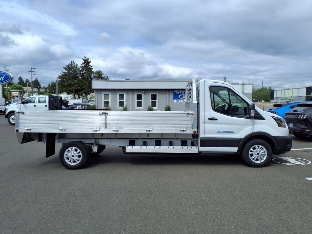 New 2023 Ford E-Transit 350 Cab Chassis - photo 4
