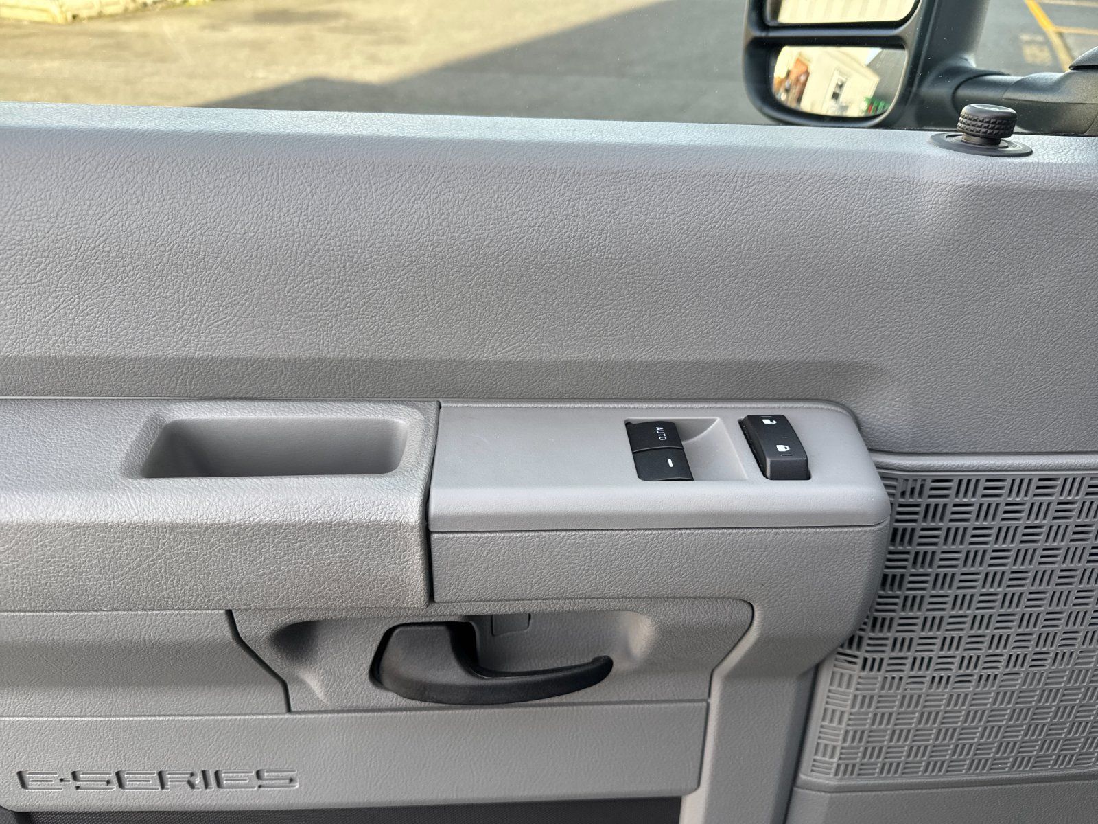 New 1996 Ford E-450 Cutaway - photo 11