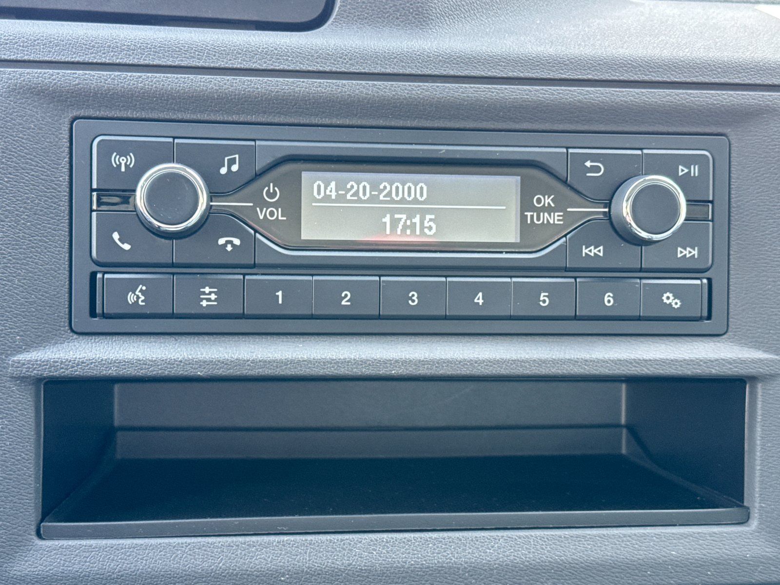 New 1996 Ford E-450 Cutaway - photo 17