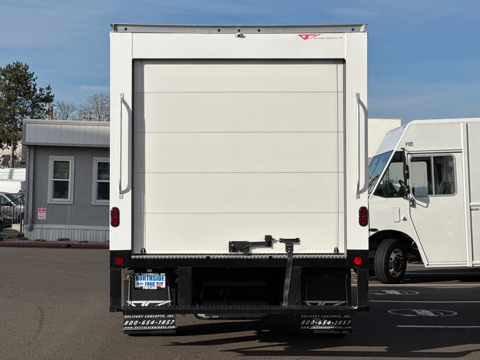 New 1996 Ford E-450 Cutaway - photo 5