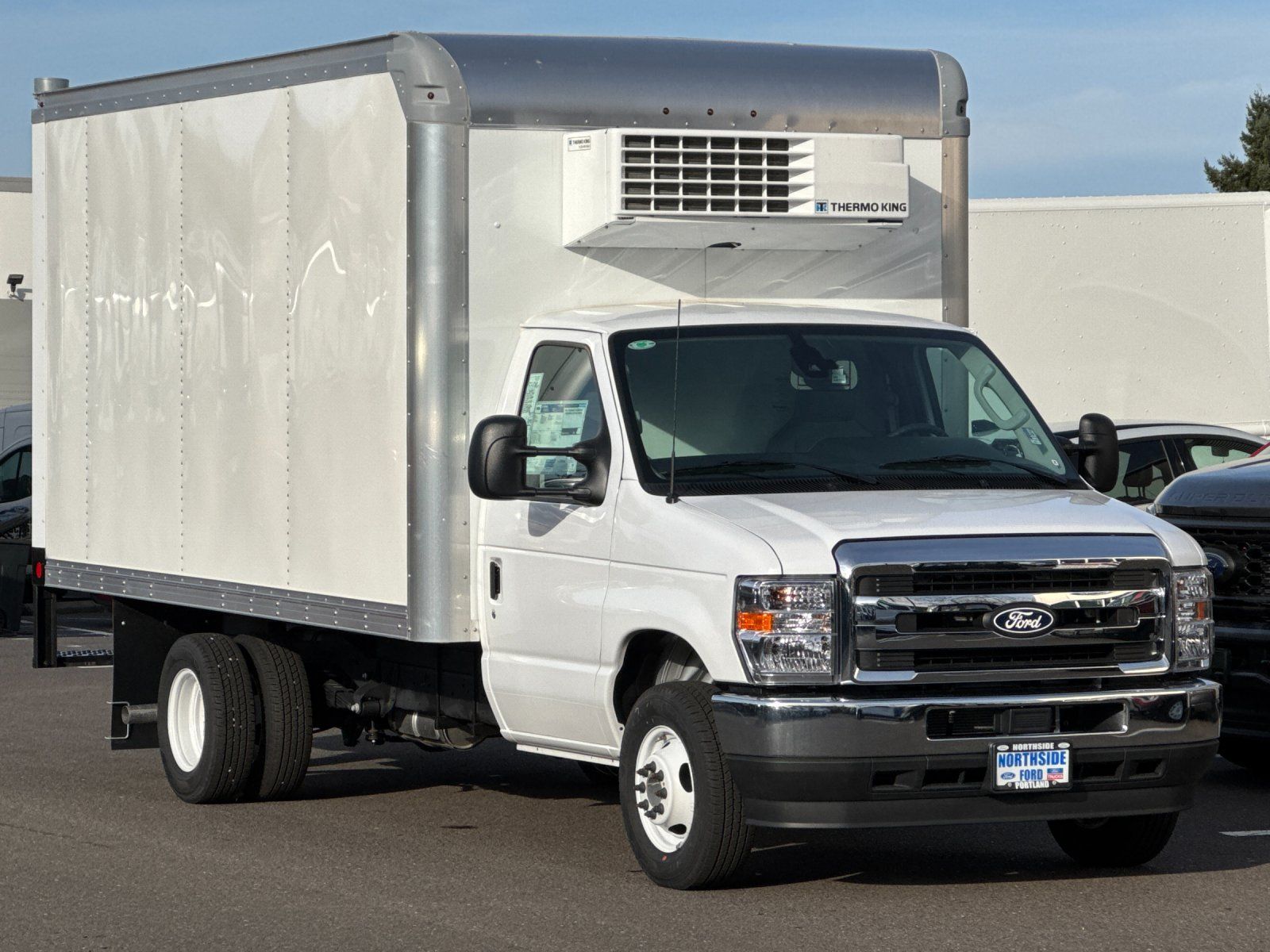 New 1996 Ford E-450 Cutaway - photo 8