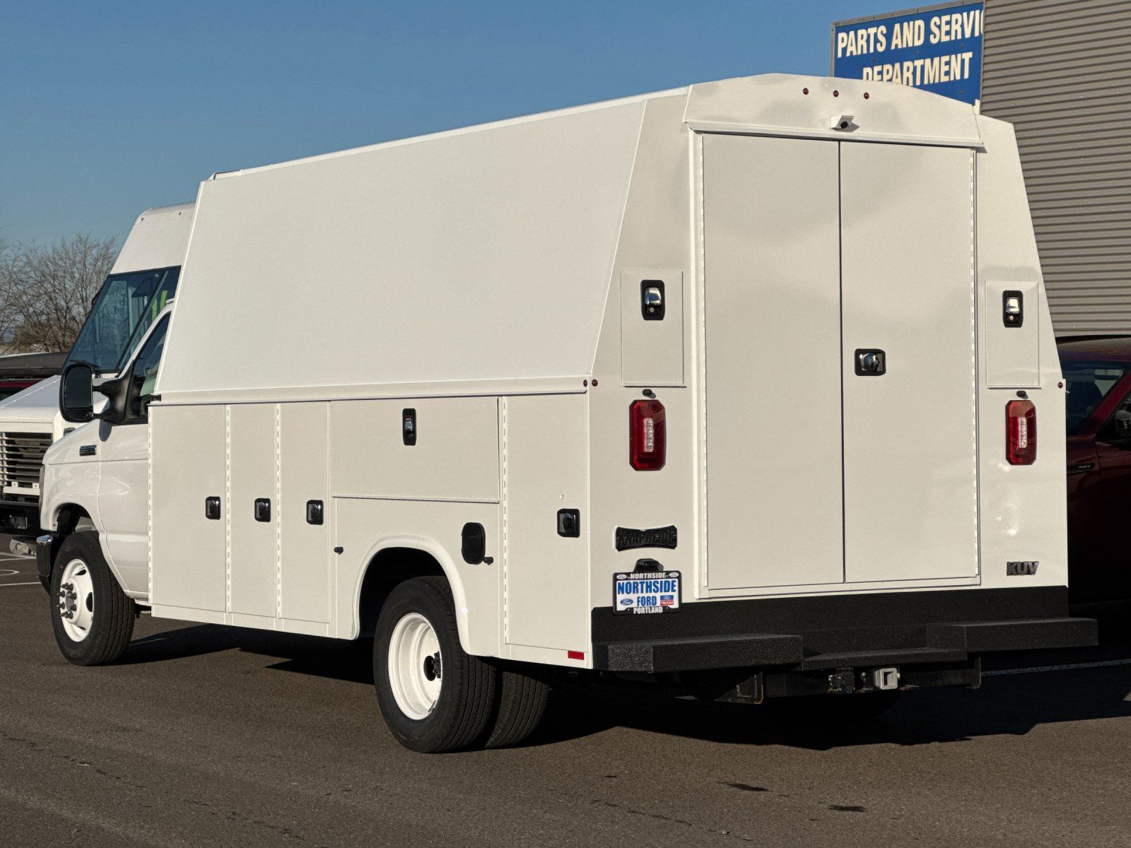 New 2026 Ford E-350 Cutaway - photo 4