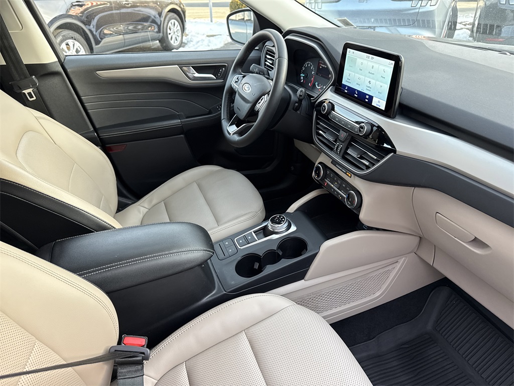 Used 2022 Ford Escape SEL - photo 4