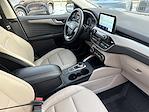 Used 2022 Ford Escape SEL thumbnail 4