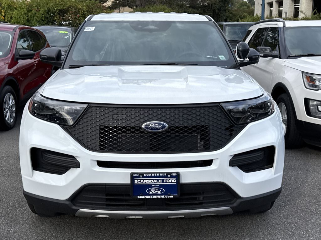 New 2025 Ford Police Interceptor - photo 2
