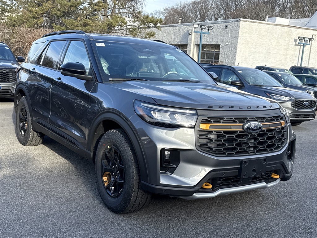 Used 2026 Ford Explorer - photo 1