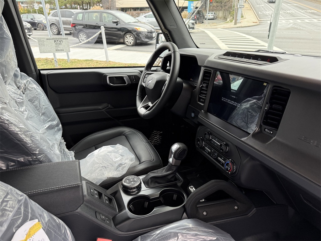 New 2025 Ford Bronco Badlands - photo 25