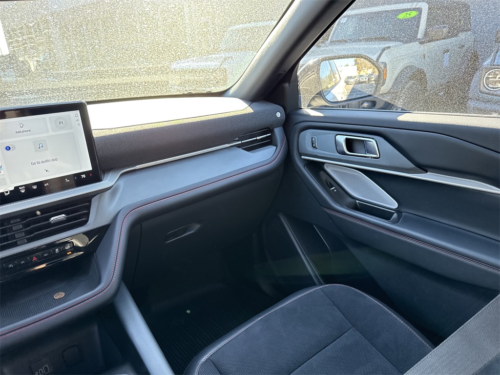 Used 2026 Ford Explorer ST - photo 16
