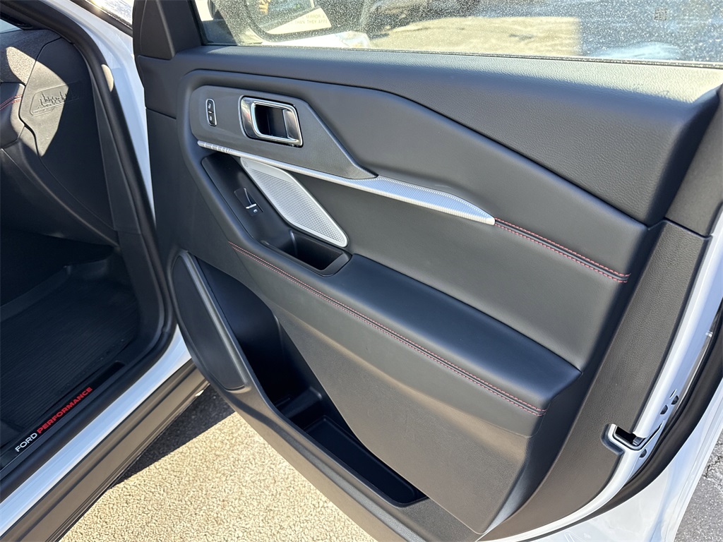 Used 2026 Ford Explorer ST - photo 31