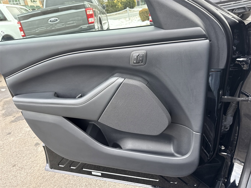 Used 2021 Ford Mustang Mach-E Select - photo 13