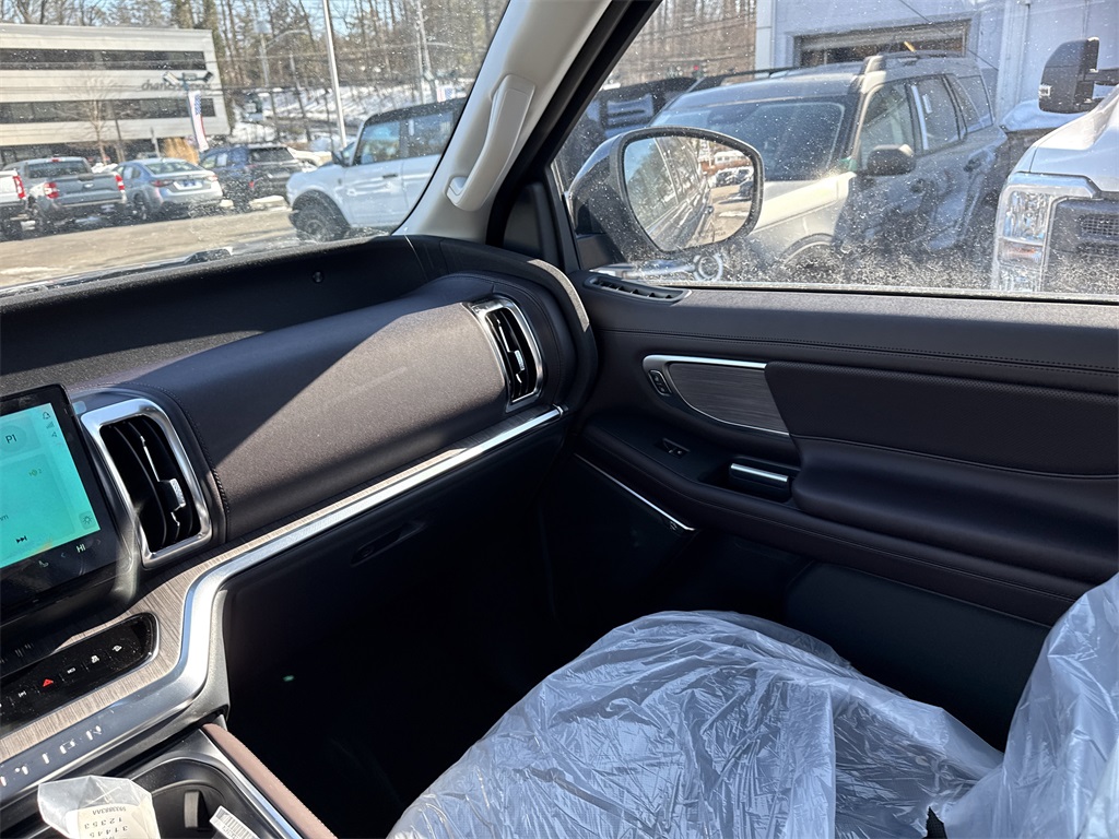 New 2026 Ford Expedition Platinum - photo 12