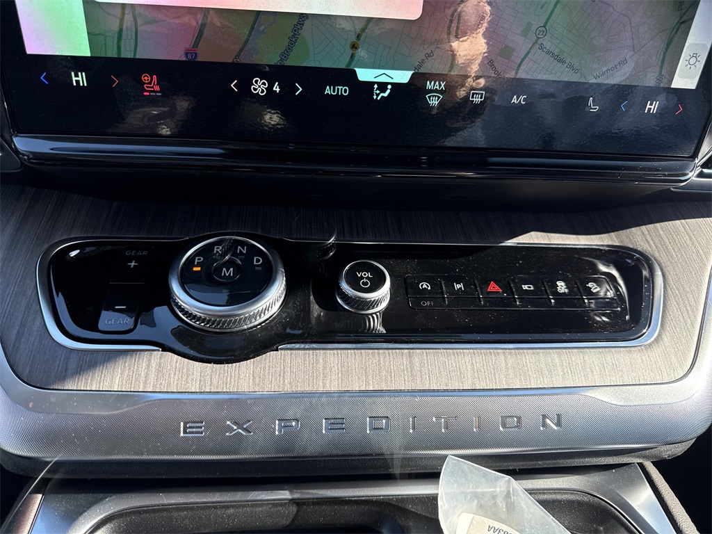 New 2026 Ford Expedition Platinum - photo 17