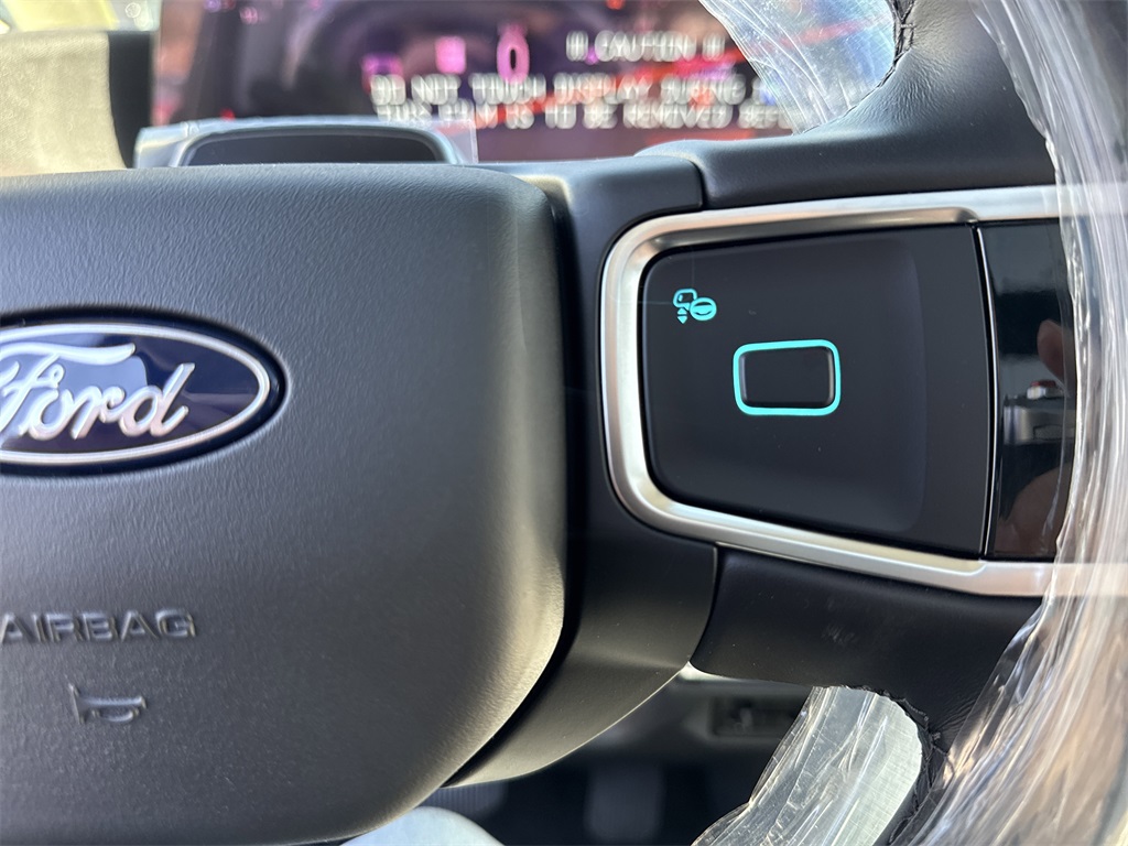 New 2026 Ford Expedition Platinum - photo 19