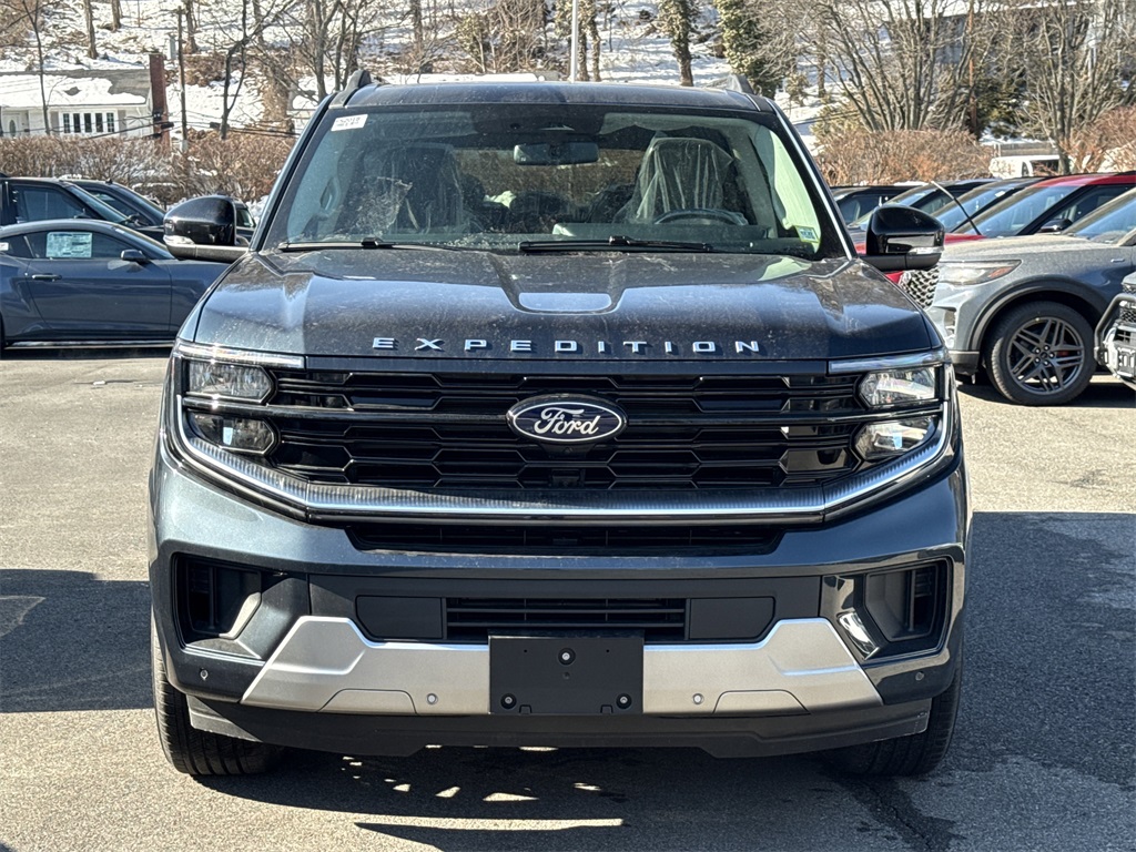 New 2026 Ford Expedition - photo 2