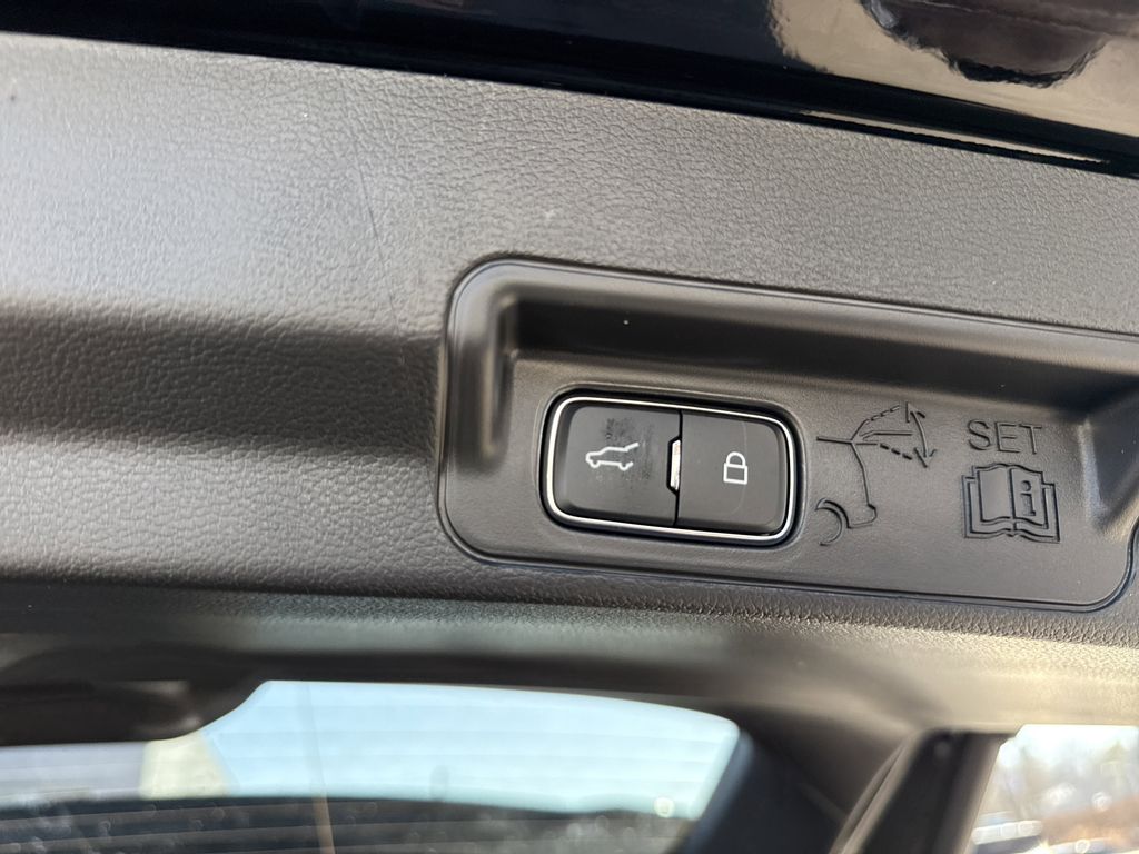 Used 2026 Ford Explorer ST-Line - photo 31