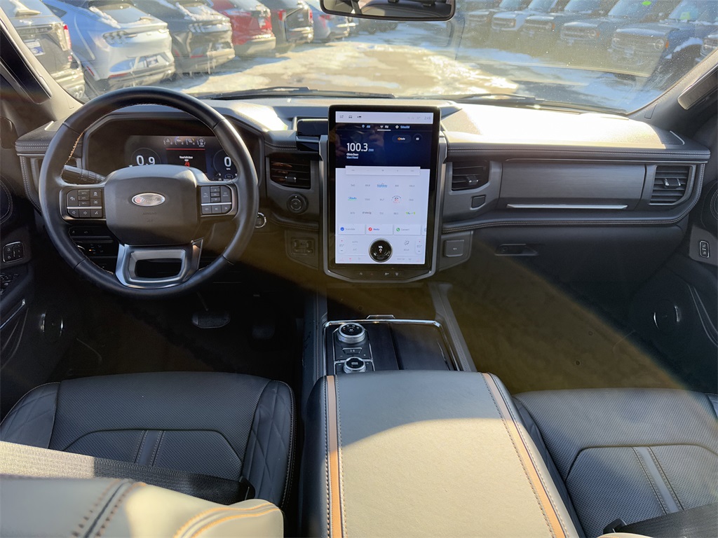 Used 2024 Ford Expedition Platinum - photo 11