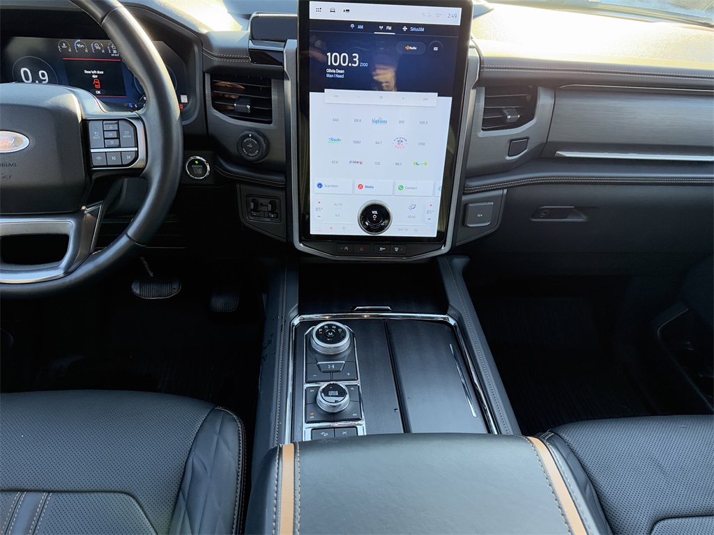 Used 2024 Ford Expedition Platinum - photo 14
