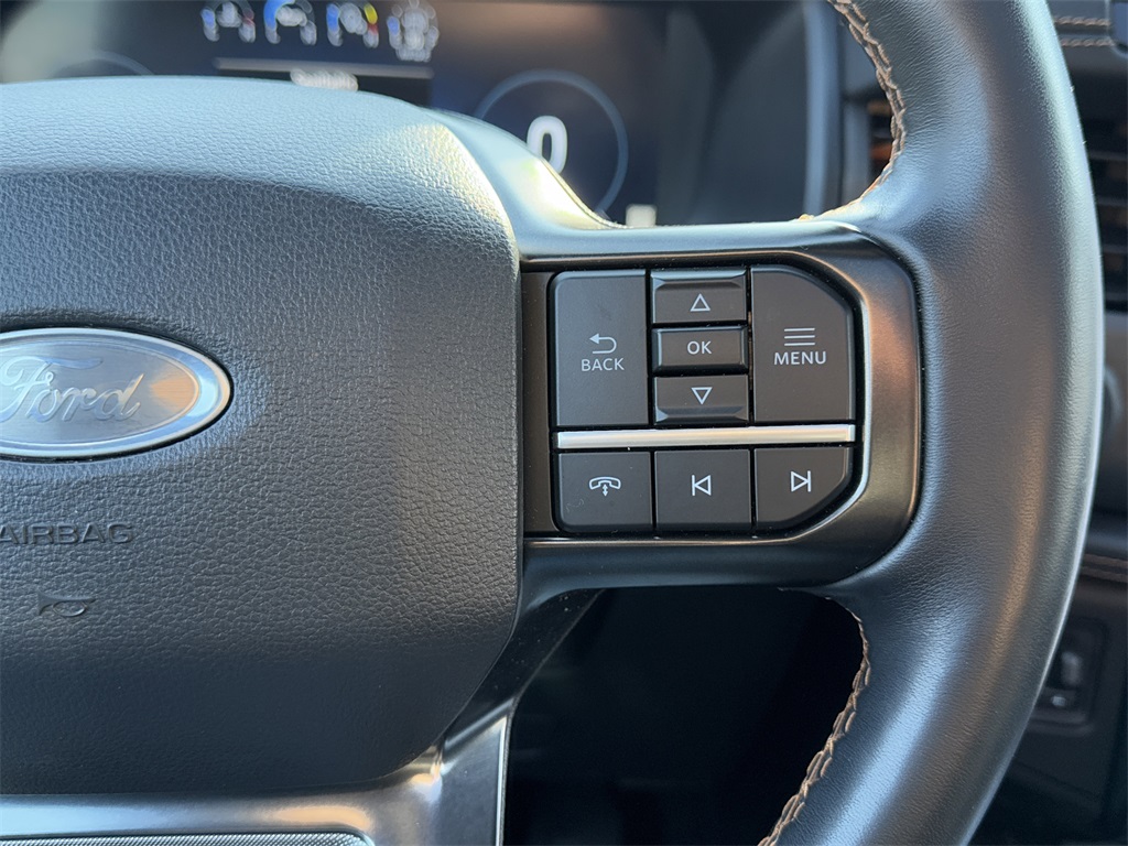 Used 2024 Ford Expedition Platinum - photo 23