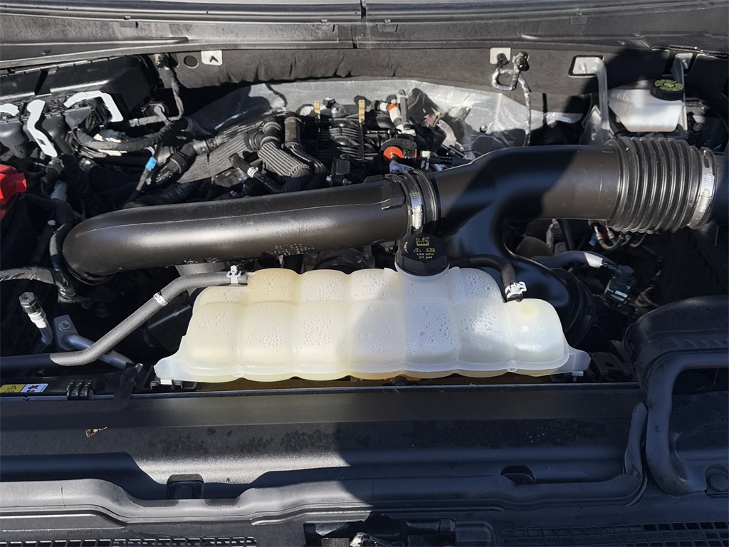 Used 2024 Ford Expedition Platinum - photo 27
