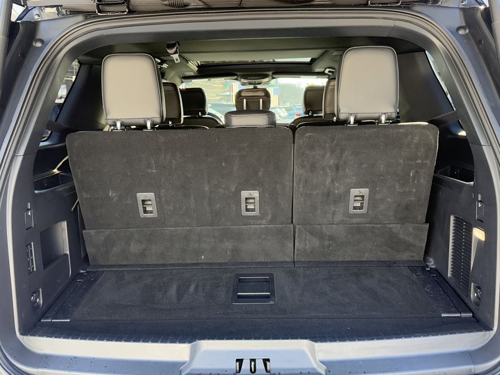 Used 2024 Ford Expedition Platinum - photo 34