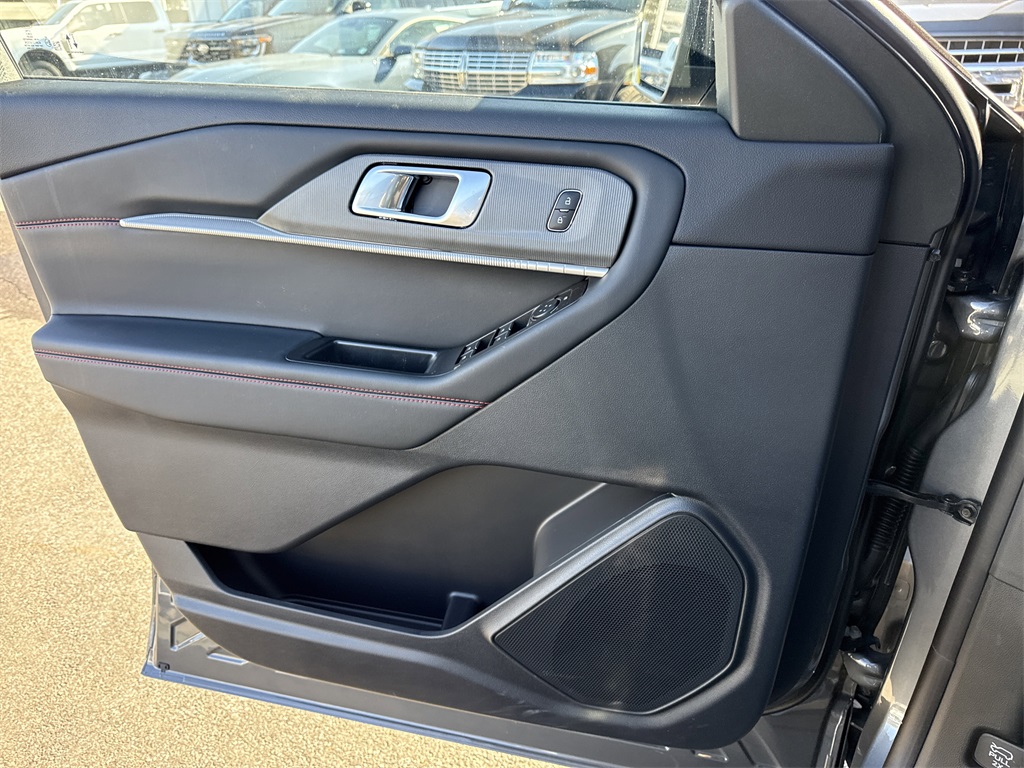 Used 2026 Ford Explorer ST-Line - photo 23